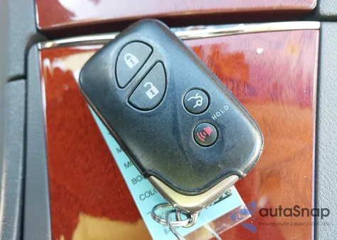 2010 Lexus Es 350 z USA, uszkodzony, nr VIN JTHBK1EG5A2411722